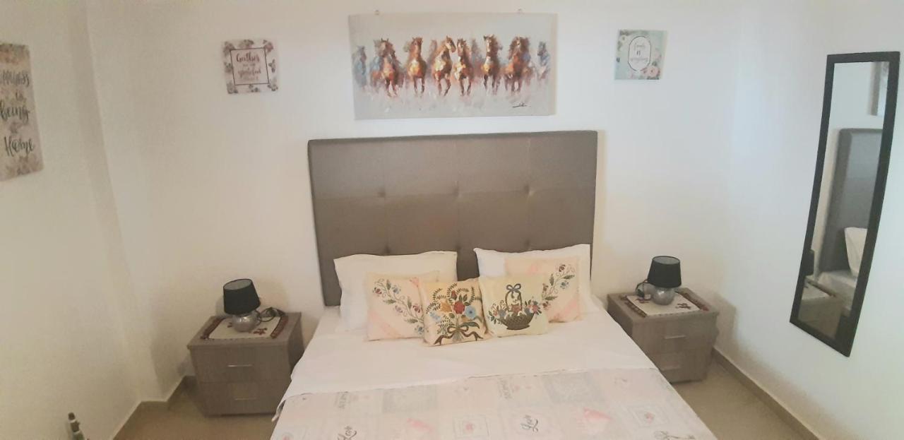 Maria Lemoni Swimming Pool Apartment نيا سكيوني المظهر الخارجي الصورة